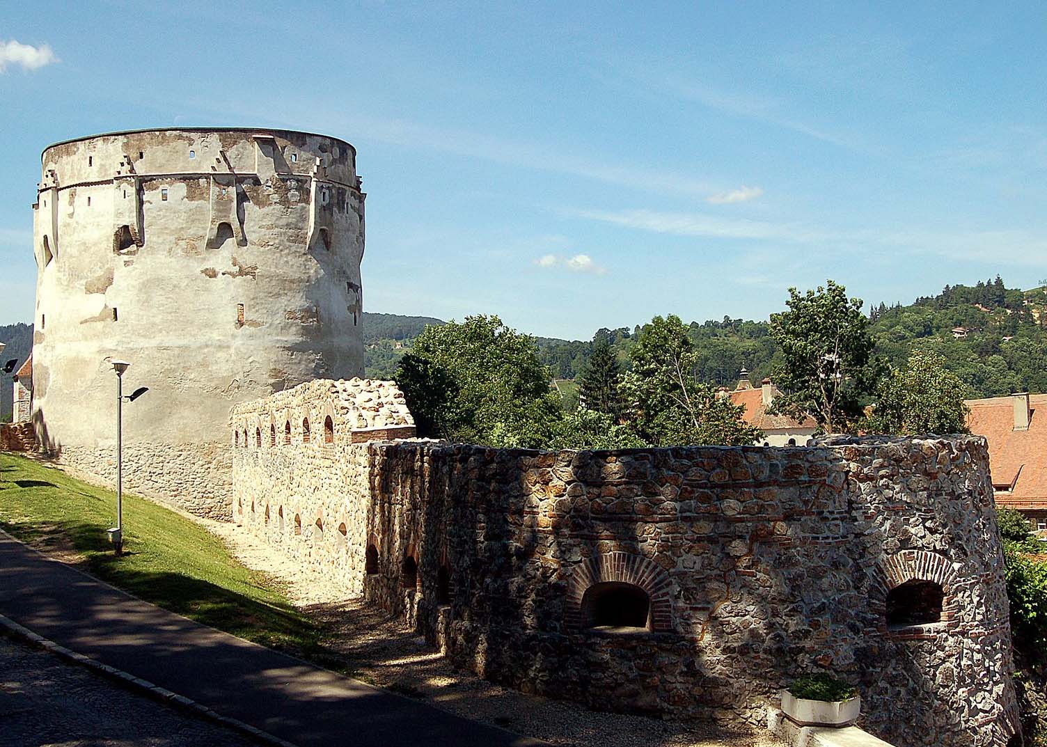 Consolidare Bastionul Postăvarilor - Aleea Brediceanu